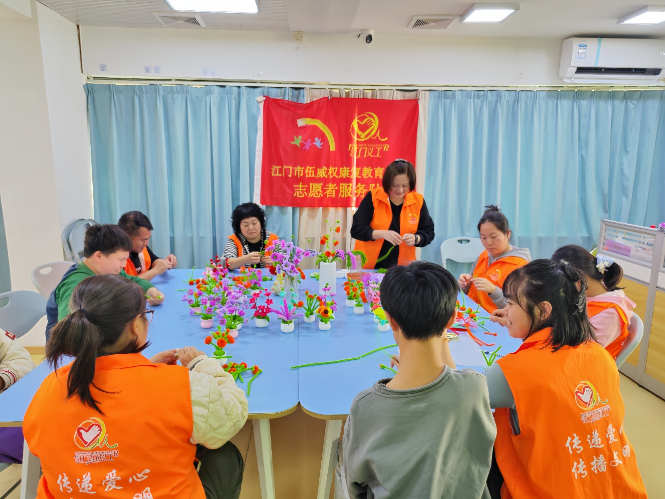 指尖开花 福韵迎新春 手工花亲子制作